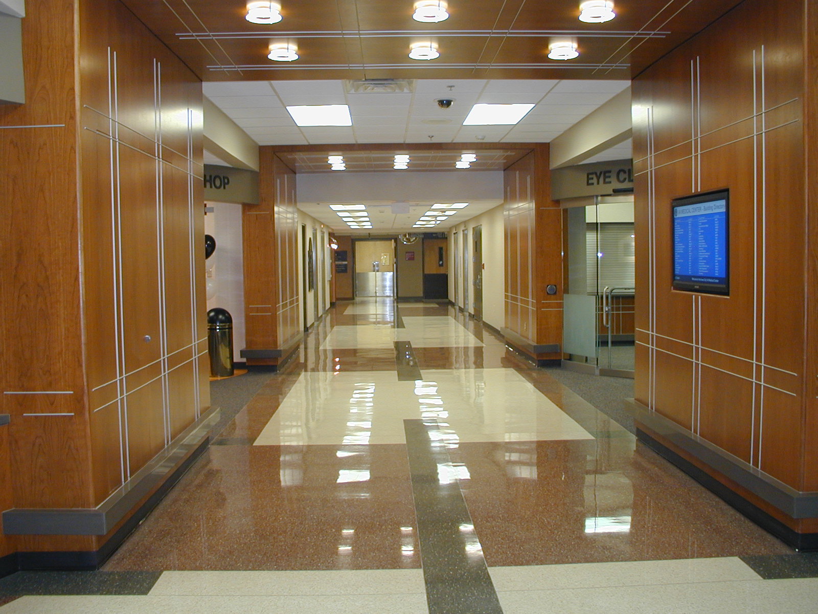 IA City VAMC Front Entrance